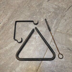 Vintage Cast Iron Triangle w/ Striker - Chuck Wagon - Farm Country Decor